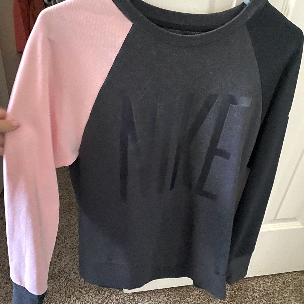 Nike sweatshirt